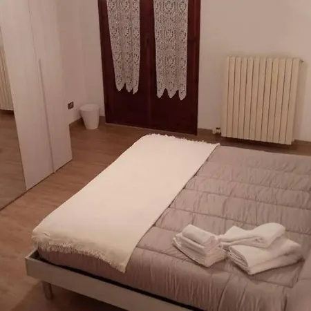לינה וארוחת בוקר B&B Like This